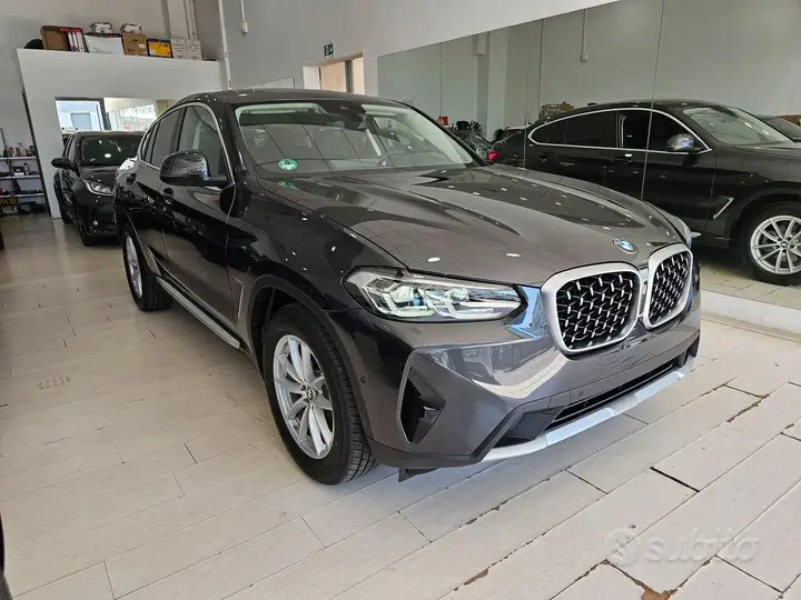 BMW X4 2023 photo 2