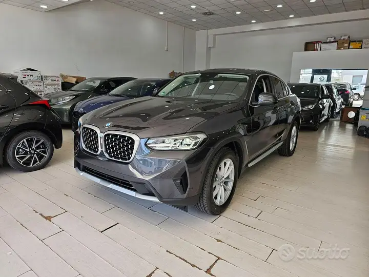 BMW X4 2023 photo 4