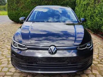 Volkswagen Golf 2024 photo 2