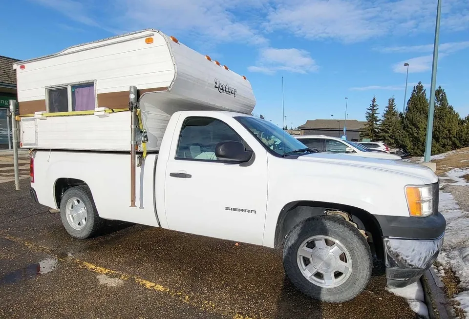 GMC Sierra 2009 photo 2