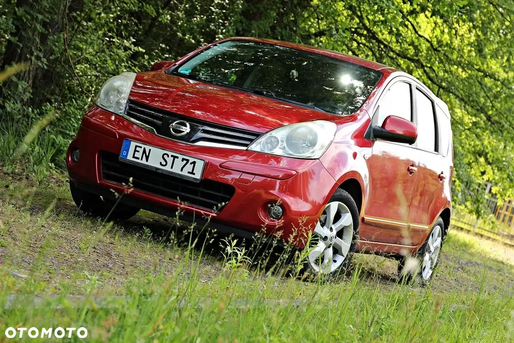Nissan Note 2009 photo 2