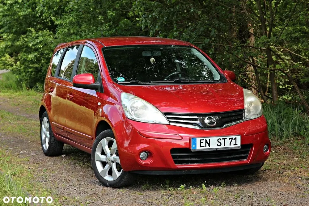 Nissan Note 2009 photo 4