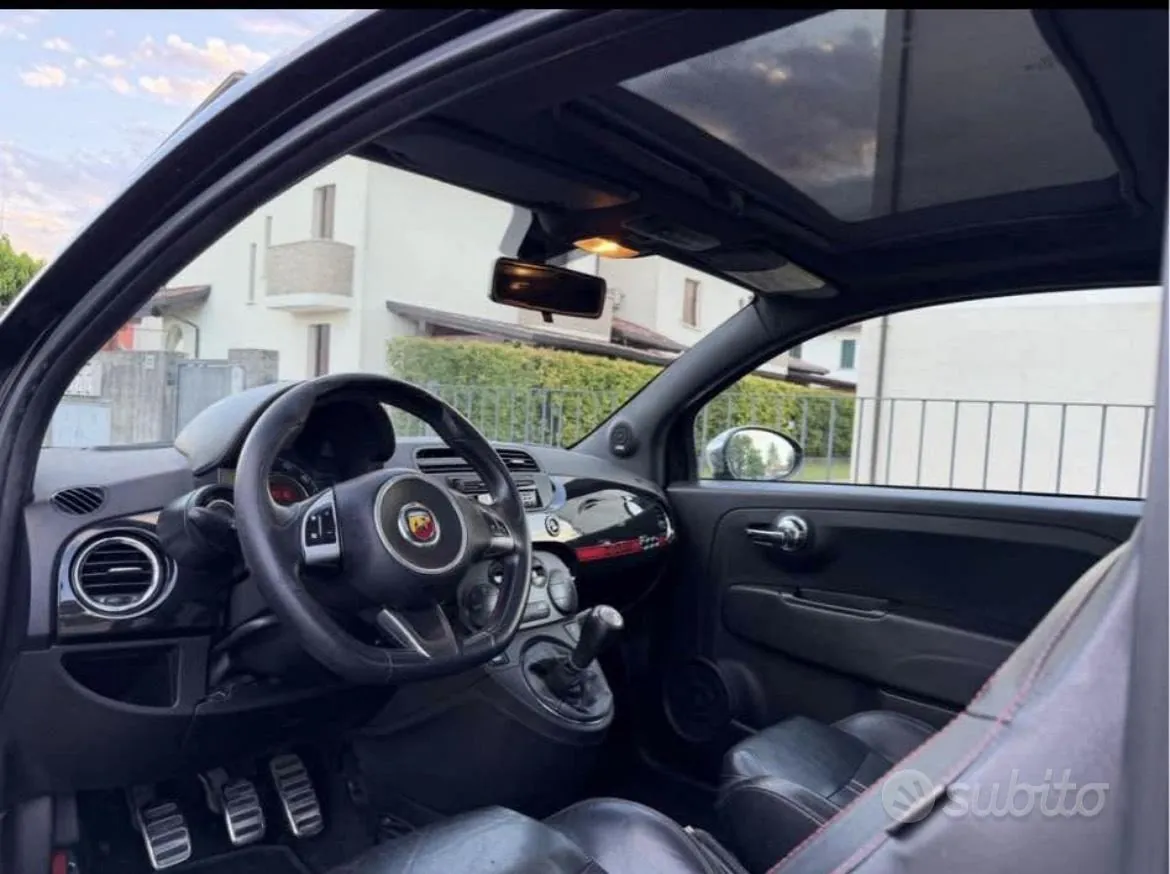 Abarth 500 2010 photo 4