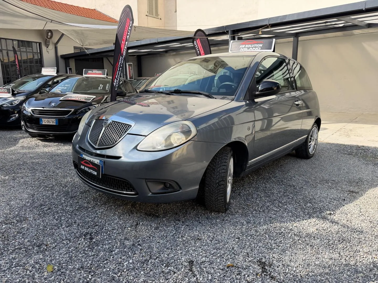 Lancia Ypsilon 2011 photo 2