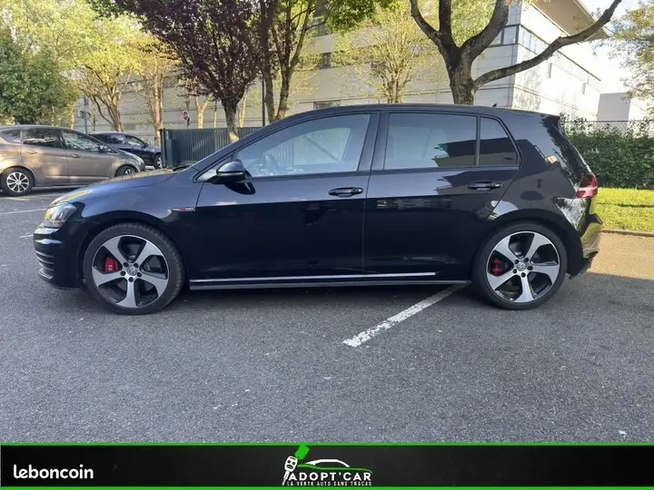 Volkswagen Golf 2017 photo 2
