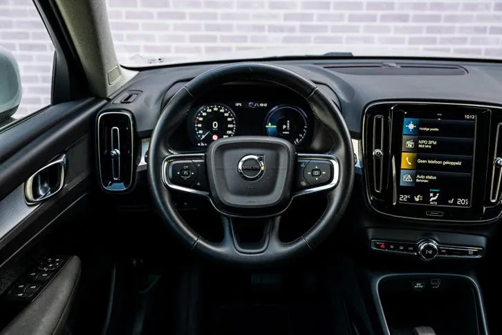 Volvo Xc40 2022 photo 3