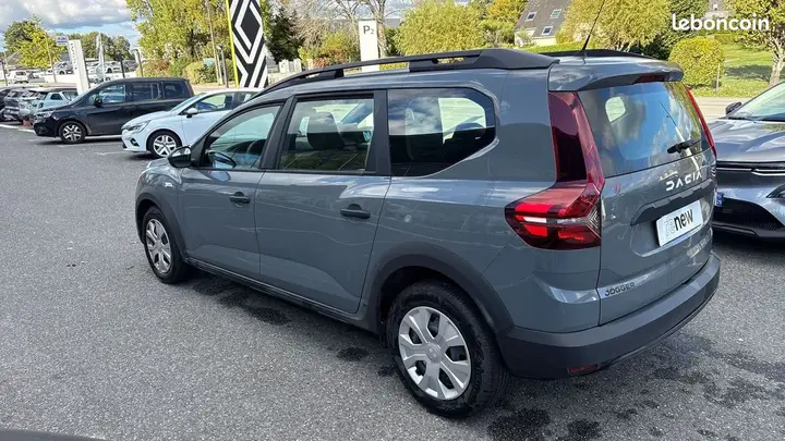 Dacia Jogger 2022 photo 3