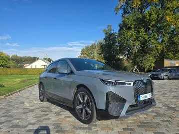 BMW Ix