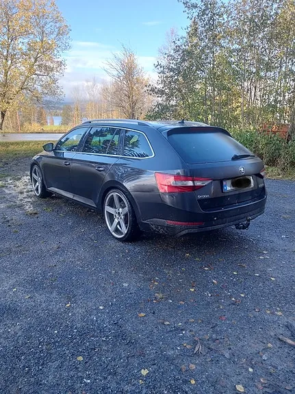 Skoda Superb 2016 photo 3