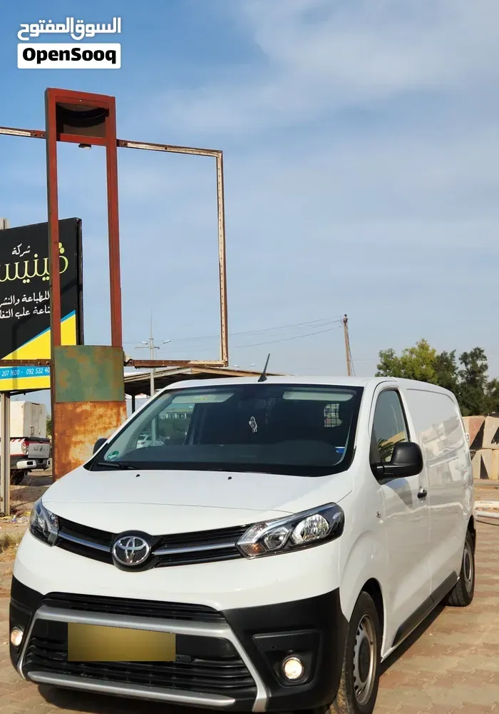 Toyota Proace 2023 photo 3