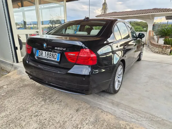BMW 320D 2008 photo 5