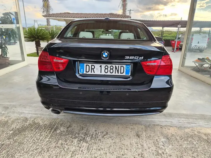 BMW 320D 2008 photo 4