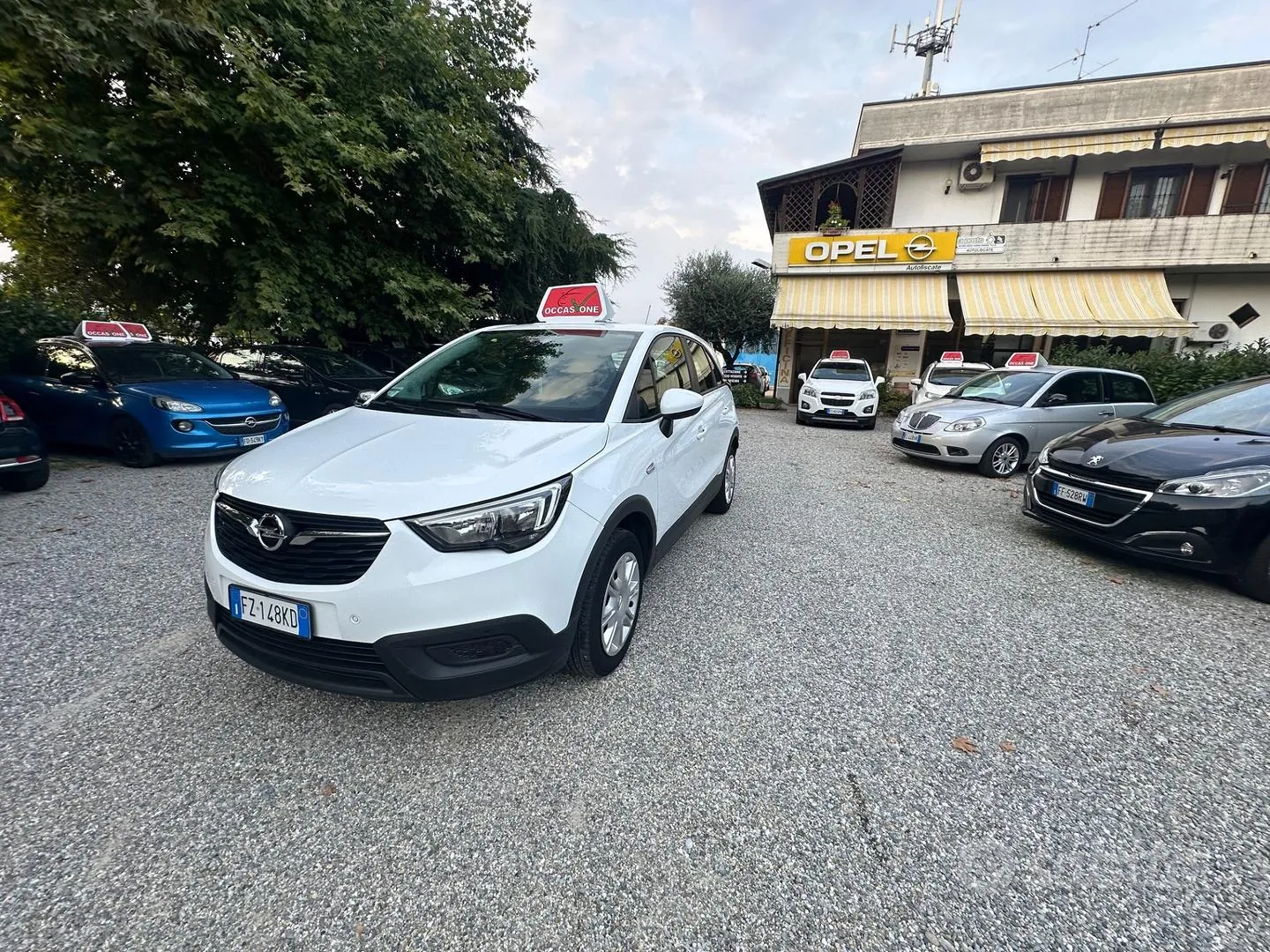 Opel Crossland X 2019 photo 2