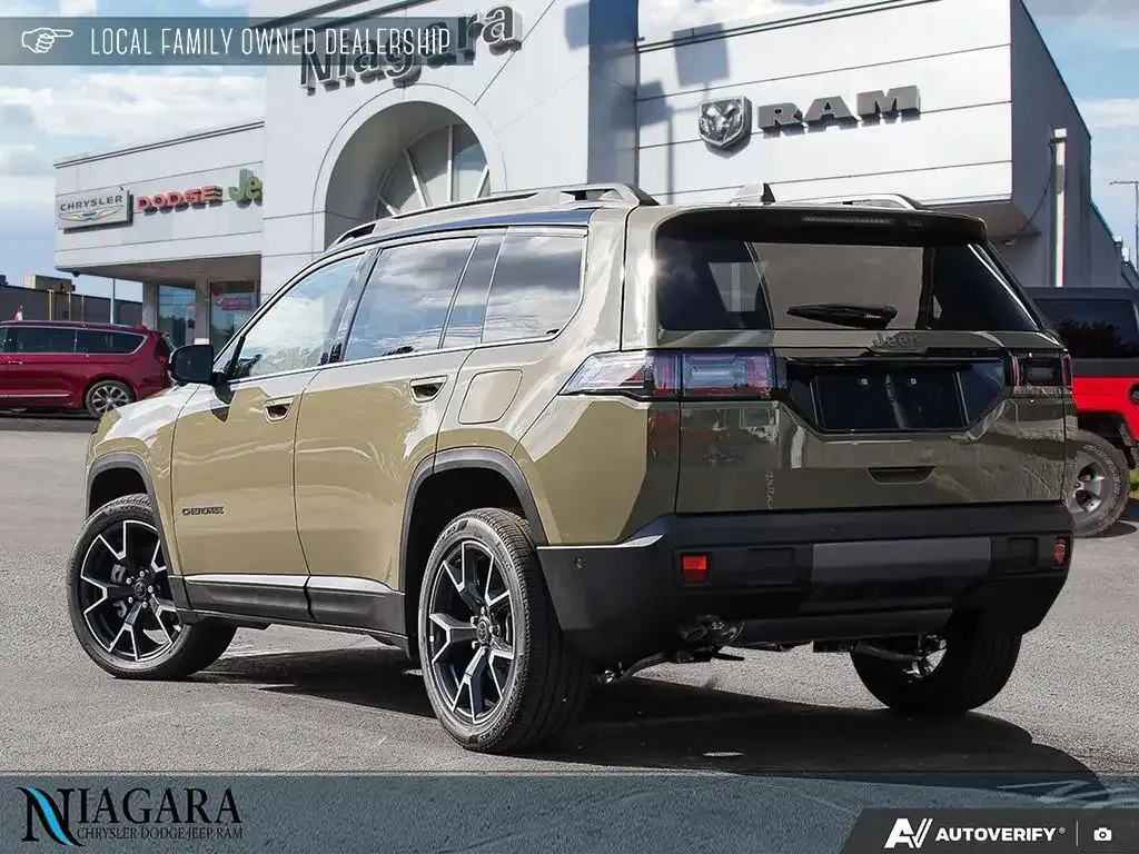 Jeep Cherokee 2026 photo 4