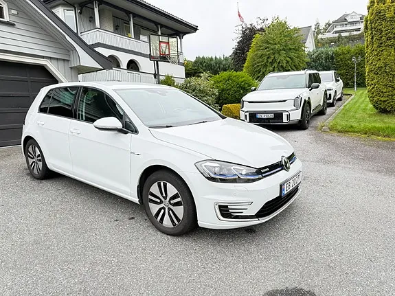 Volkswagen E-Golf 2020 photo 2