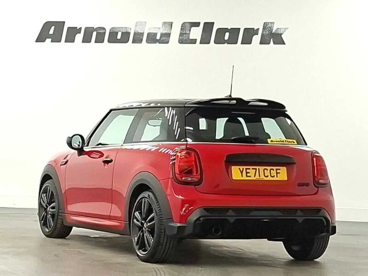 Mini Hatch 2021 photo 2