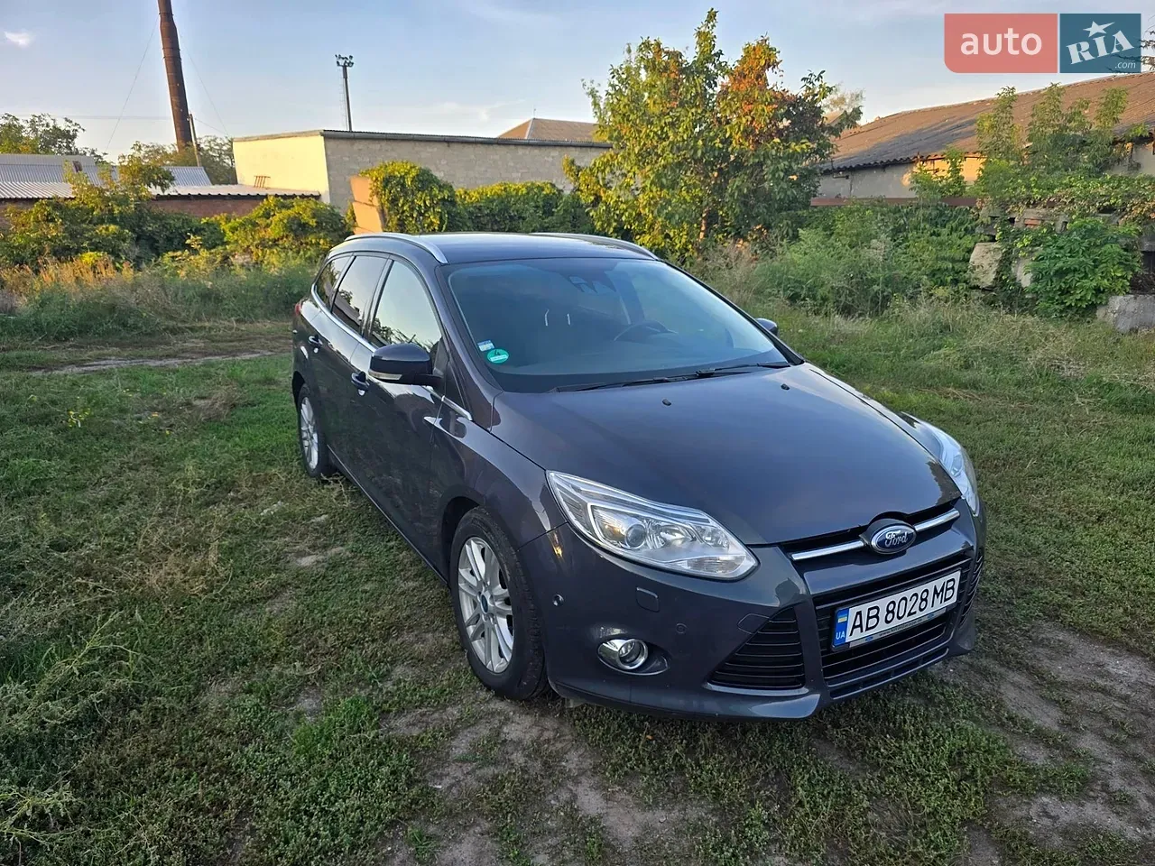 Ford Focus 2014 photo 2