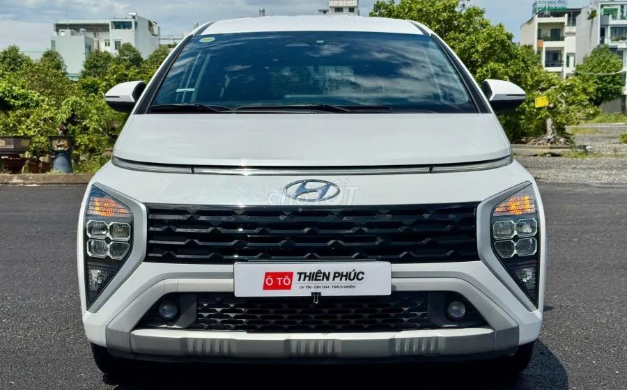 Hyundai Stargazer