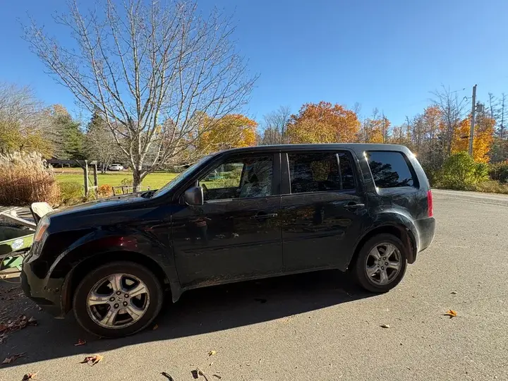 Honda Pilot 2013 photo 2