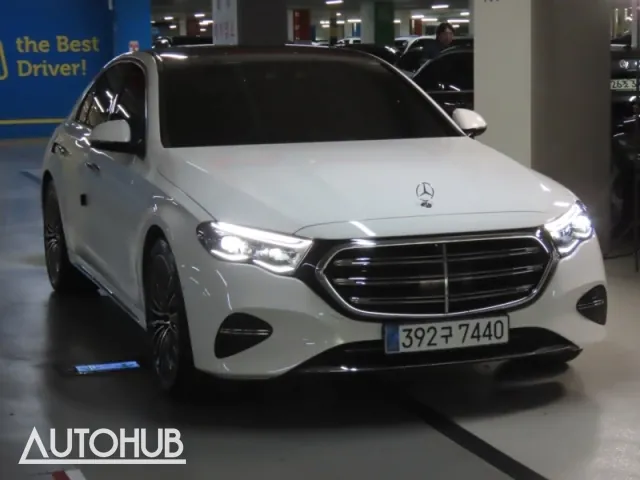 Mercedes-Benz E-Class 2024 photo 2