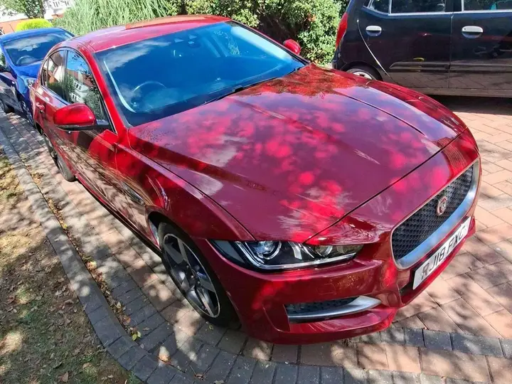 Jaguar Xe