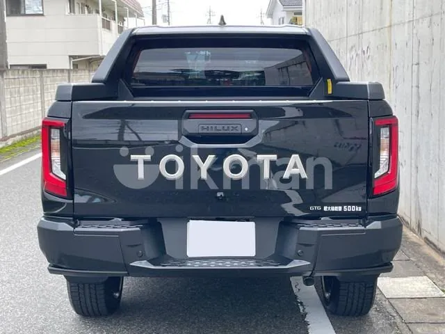 Toyota Hilux 2026 photo 2