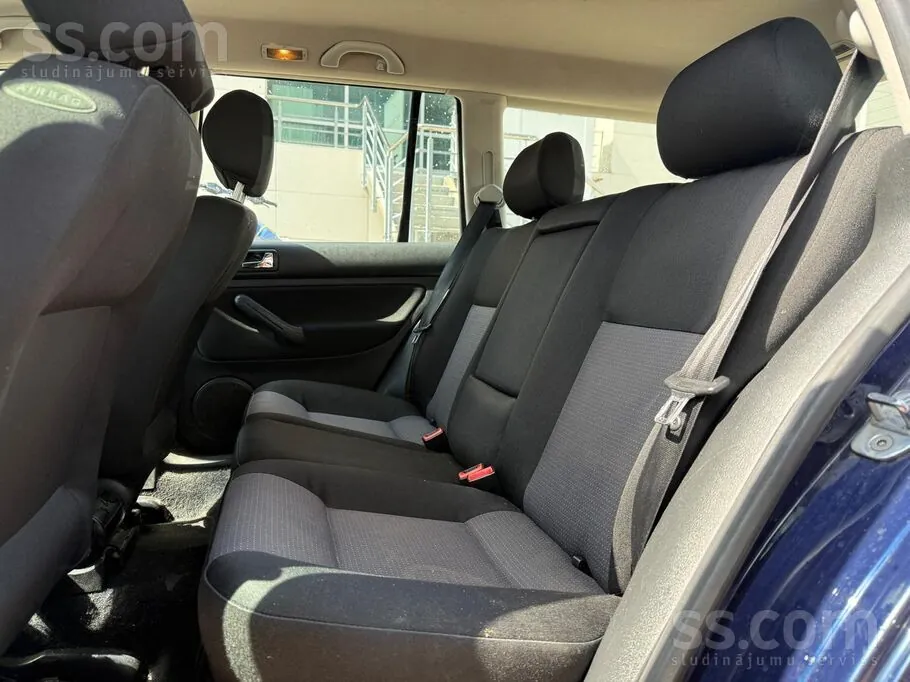 Volkswagen Golf 2002 photo 5