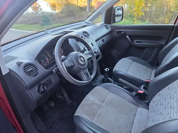 Volkswagen Caddy 2012 photo 5