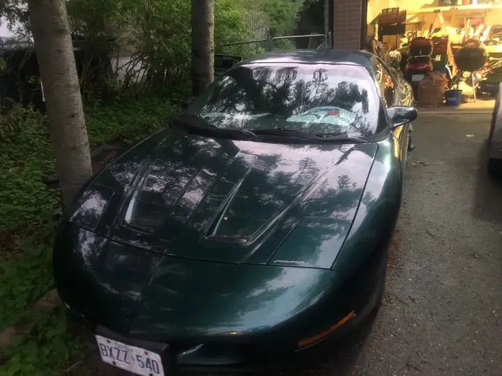Pontiac Firebird 1997 photo 2