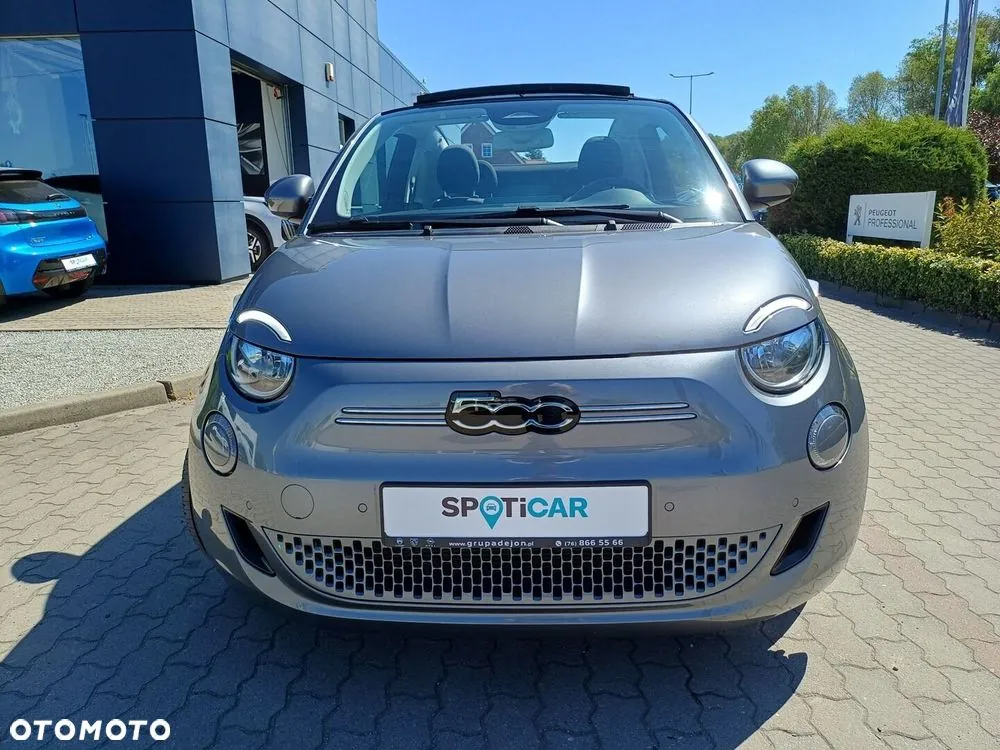 Fiat 500E 2023 photo 2