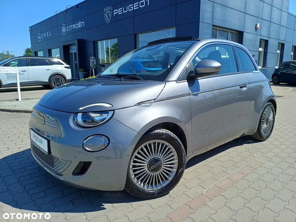 Fiat 500E