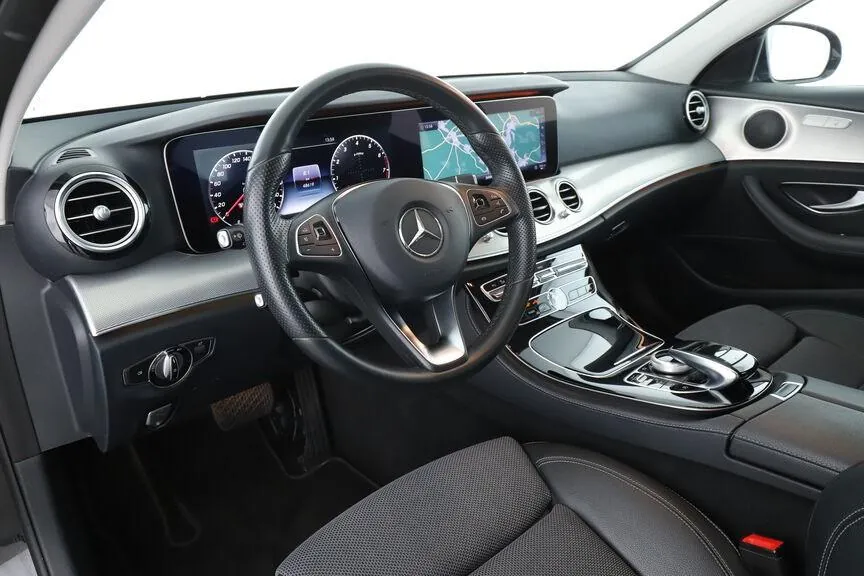 Mercedes-Benz E250
