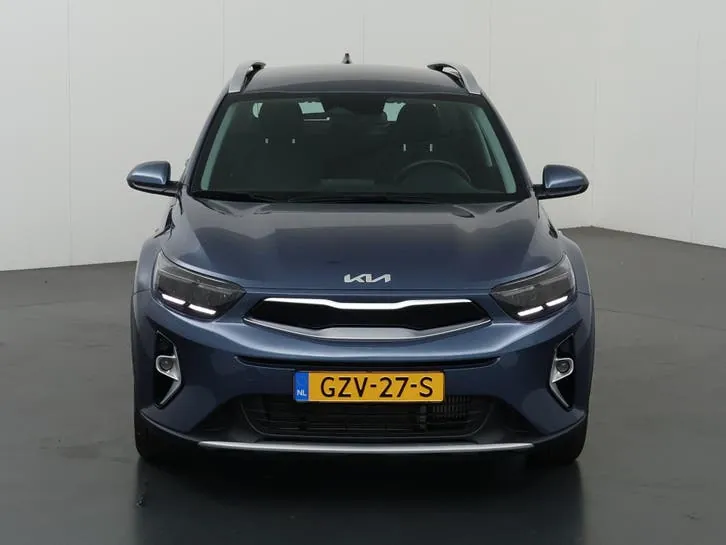 Kia Stonic 2025 photo 3