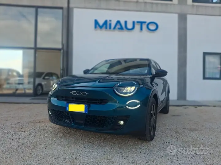 Fiat 600 2024 photo 2