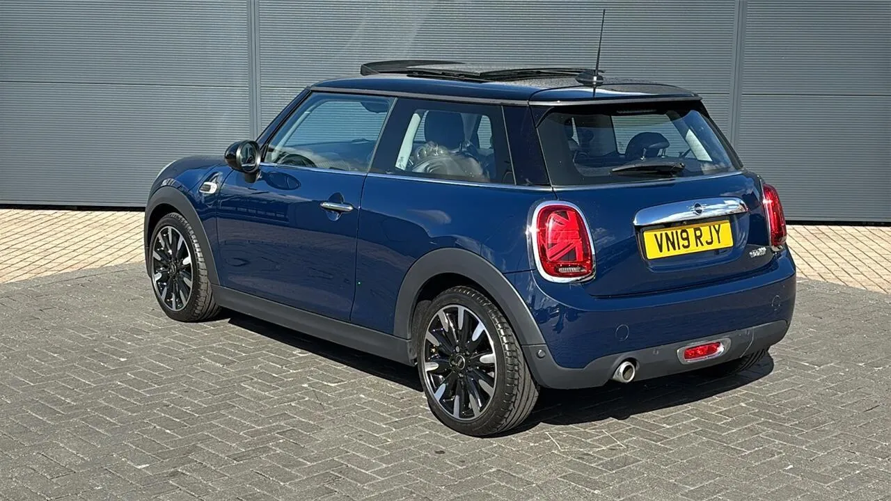 Mini Hatch 2019 photo 3