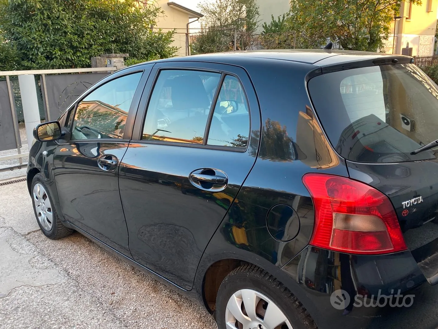 Toyota Yaris 2007 photo 3