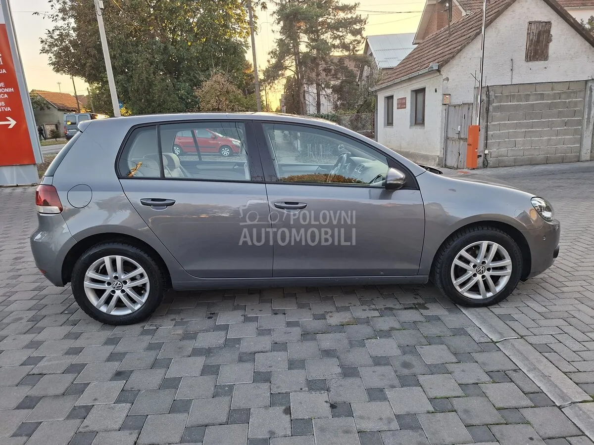 Volkswagen Golf 2011 photo 5