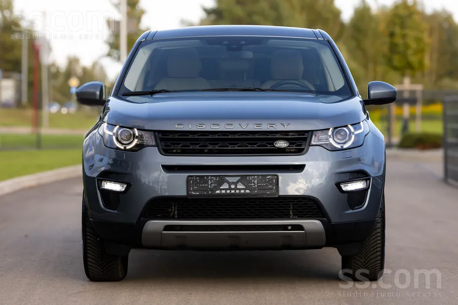 Land Rover Discovery Sport 2018 photo 2