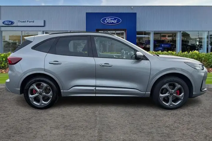Ford Kuga 2025 photo 3