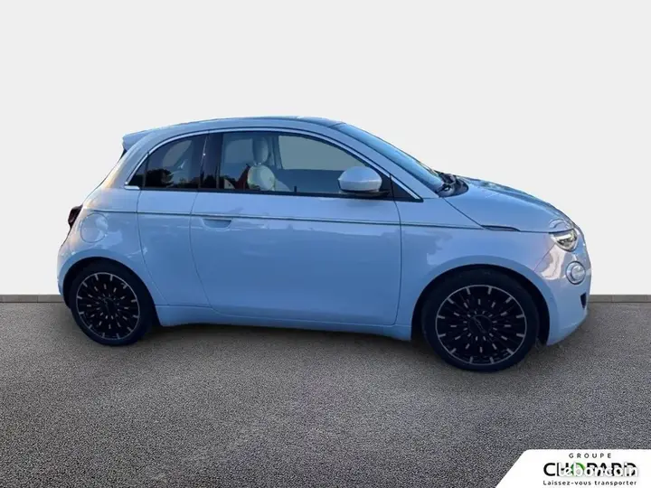 Fiat 500 2023 photo 4