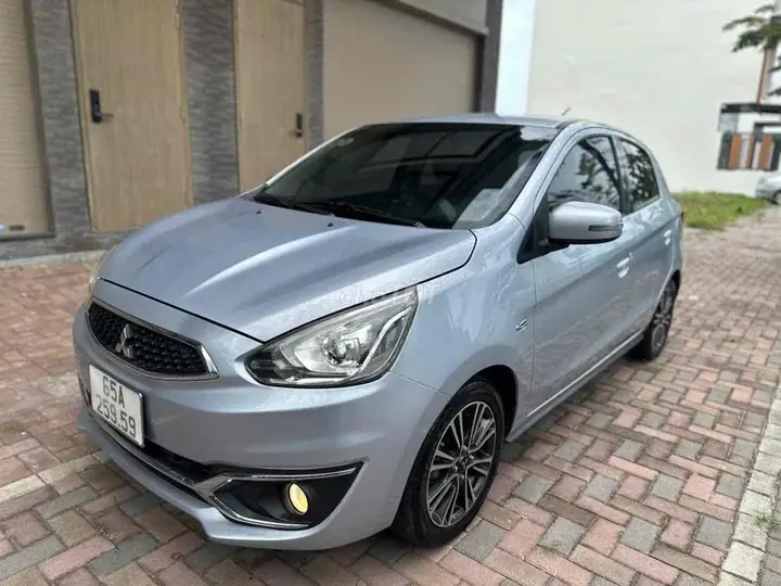 Mitsubishi Mirage 2019 photo 3