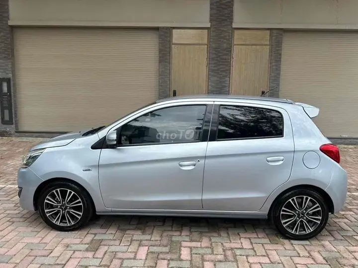 Mitsubishi Mirage 2019 photo 4