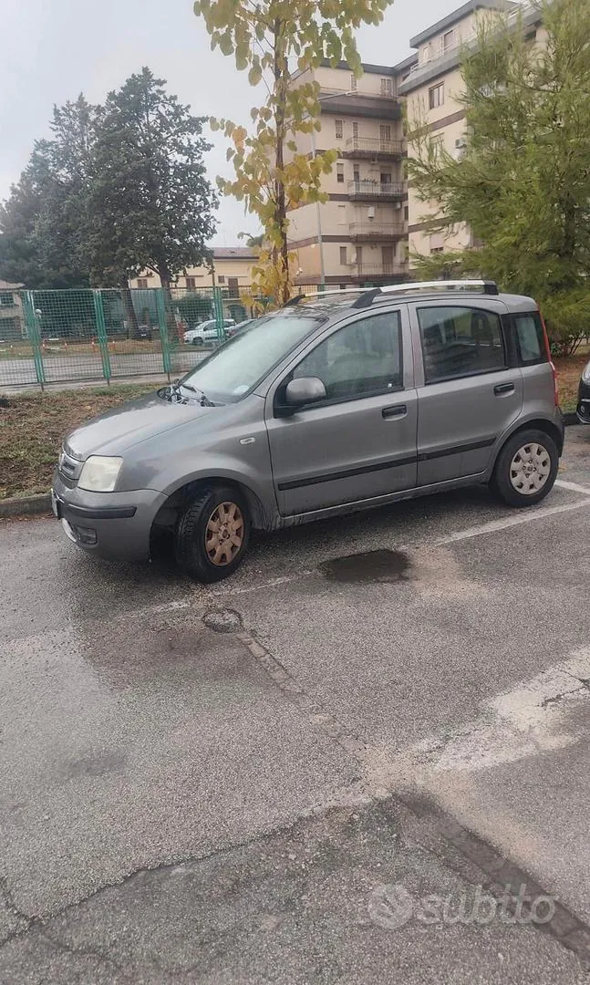 Fiat Panda 2010 photo 2