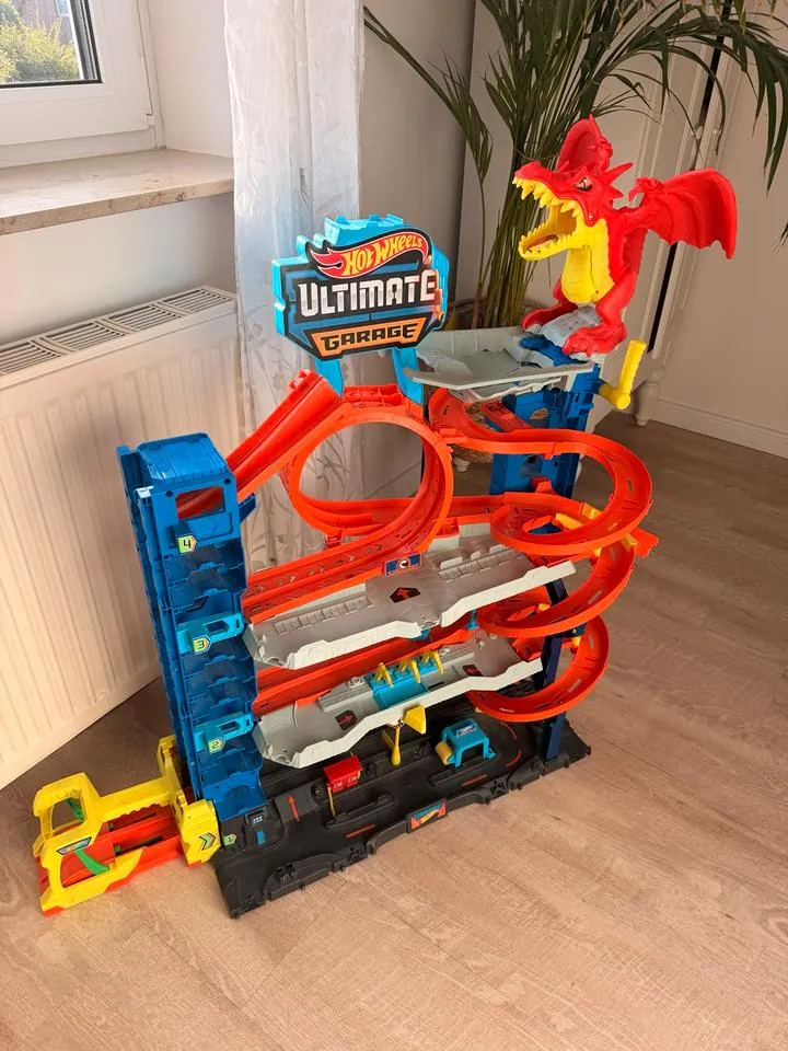 Hot Wheels Ultimate Garage