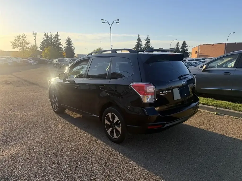 Subaru Forester 2018 photo 4