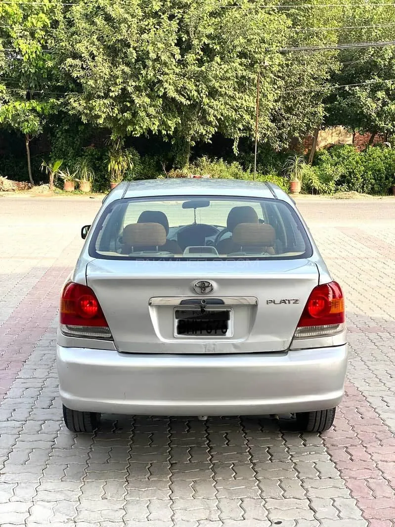 Toyota Platz
