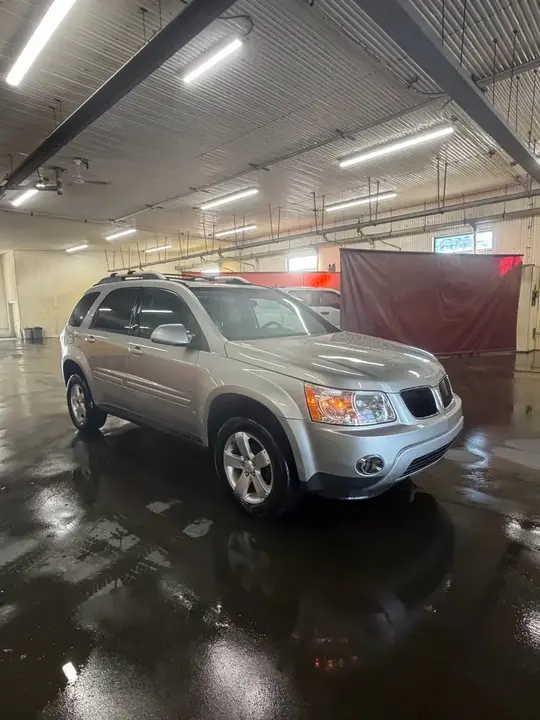 Pontiac Torrent 2008 photo 2
