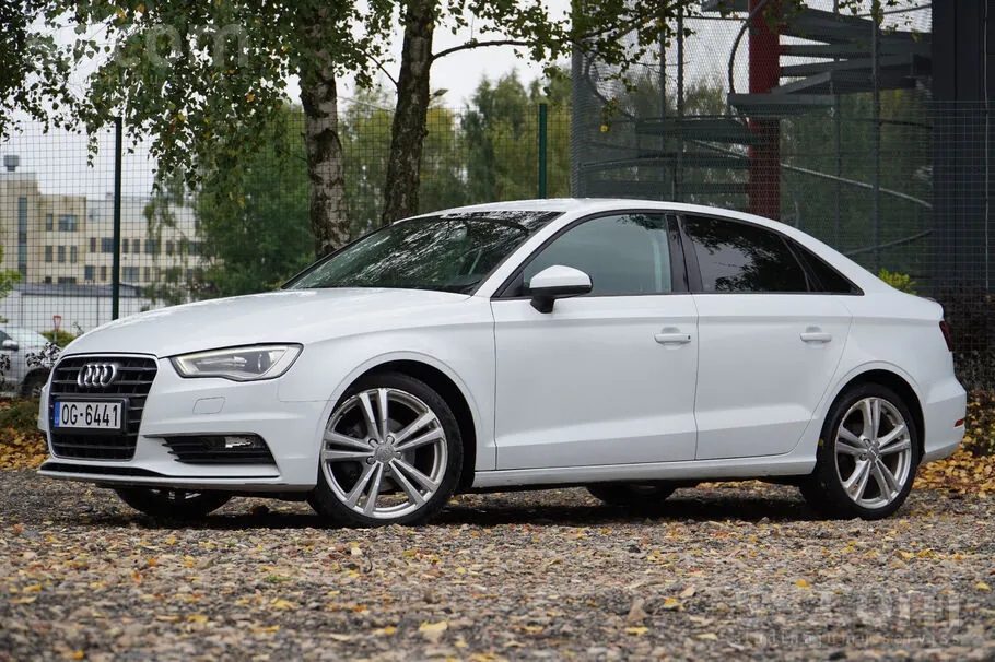 Audi A3 2015 photo 4
