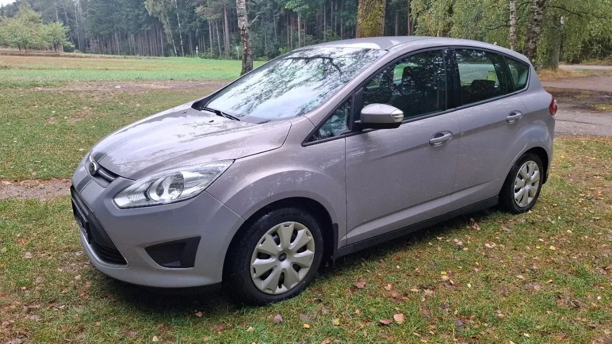 Ford C-Max 2011 photo 2