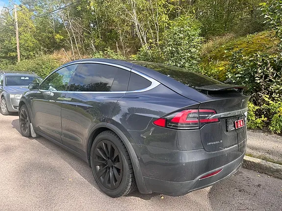 Tesla Model X 2018 photo 5
